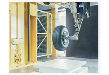 HUATRAN三分量測力平臺應用于飛機起落架落震試驗