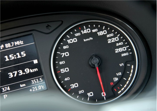 汽車油表失靈:油位傳感器惹的禍 汽車油表失靈:油位傳感器惹的禍